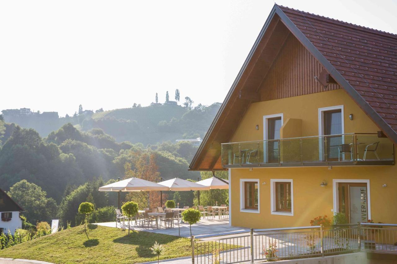 Ratsch an der Weinstraße Weingut-Gaestezimmer Uhl المظهر الخارجي الصورة