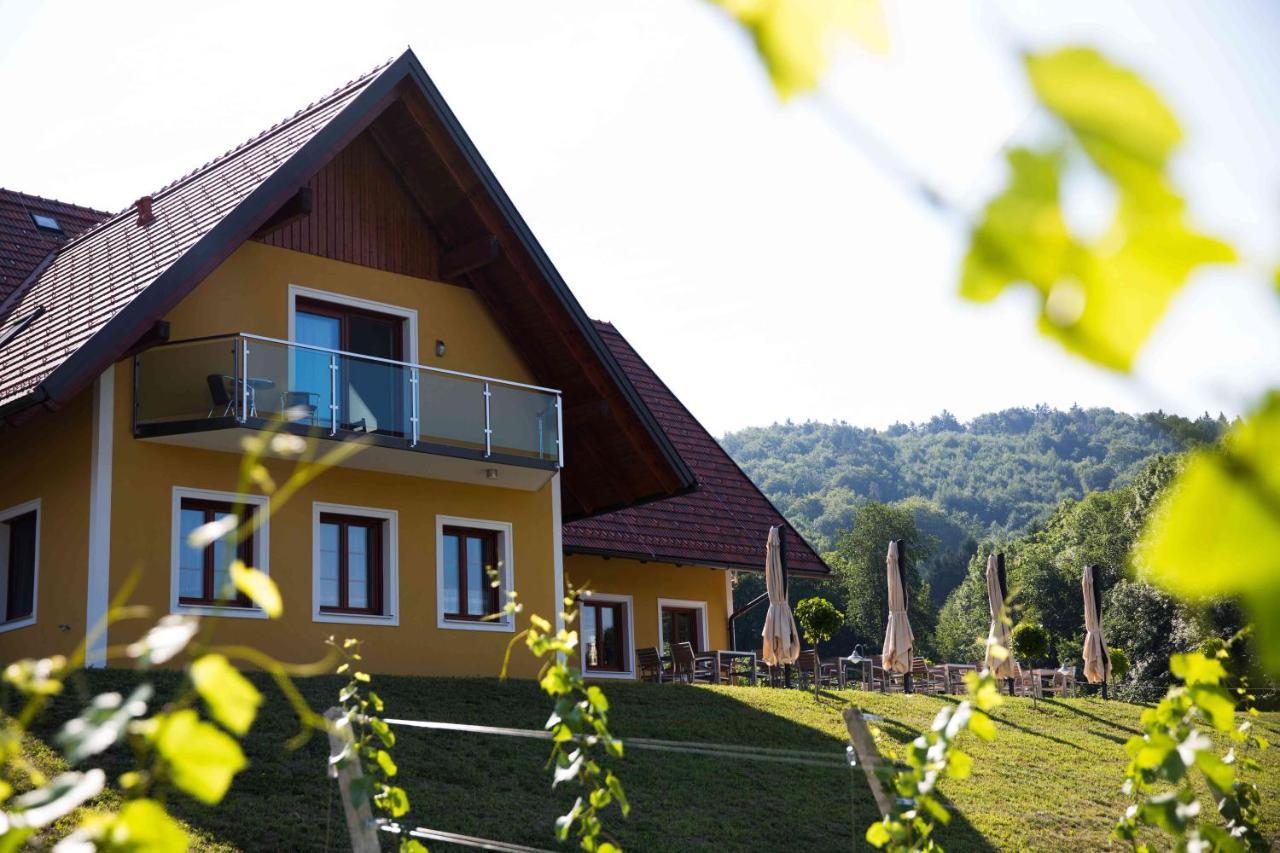 Ratsch an der Weinstraße Weingut-Gaestezimmer Uhl المظهر الخارجي الصورة