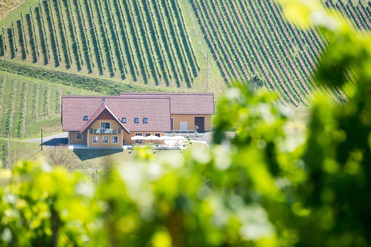 Ratsch an der Weinstraße Weingut-Gaestezimmer Uhl المظهر الخارجي الصورة